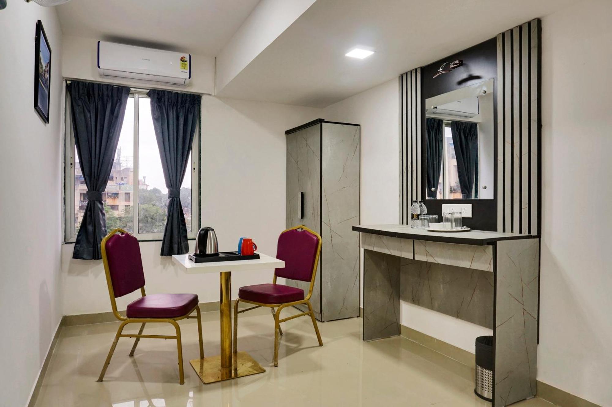 Hotel Orchard Park Poona Buitenkant foto