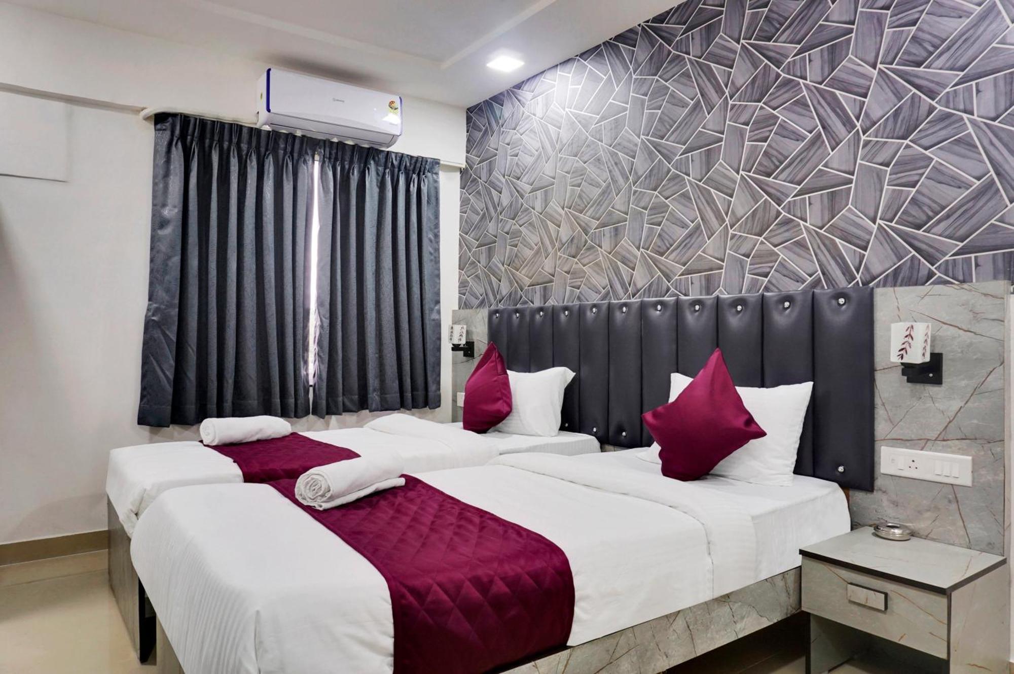 Hotel Orchard Park Poona Buitenkant foto