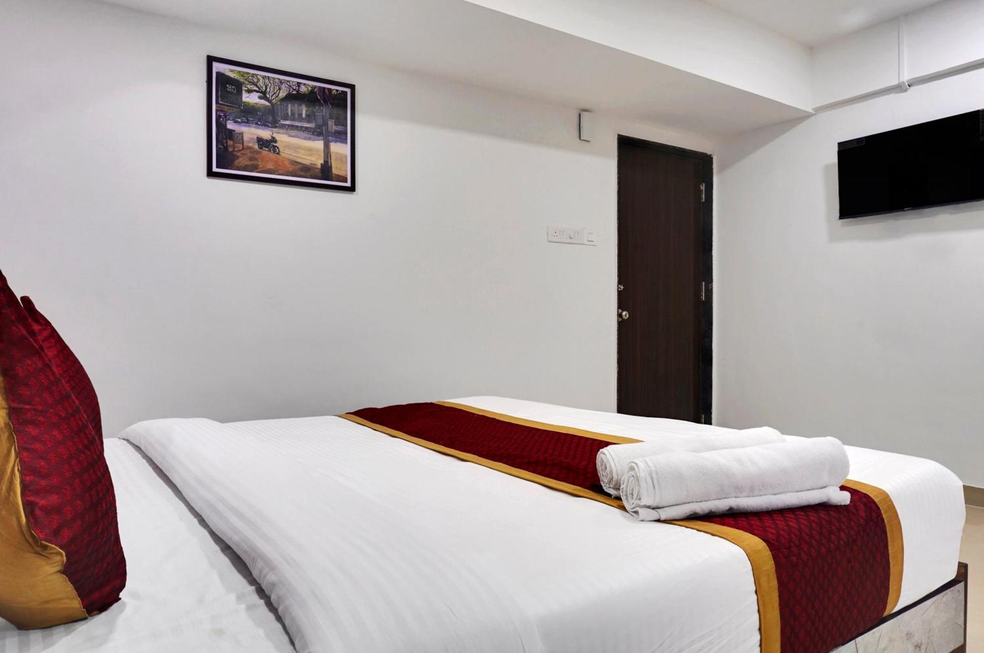 Hotel Orchard Park Poona Buitenkant foto